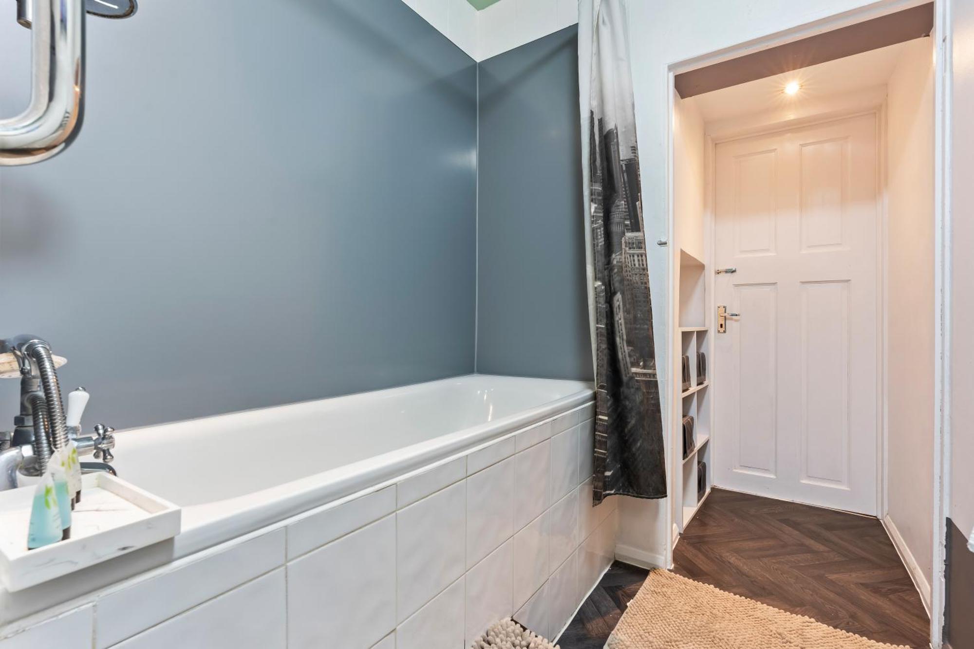 Comfy 4Br House Close To Subway London Exterior foto